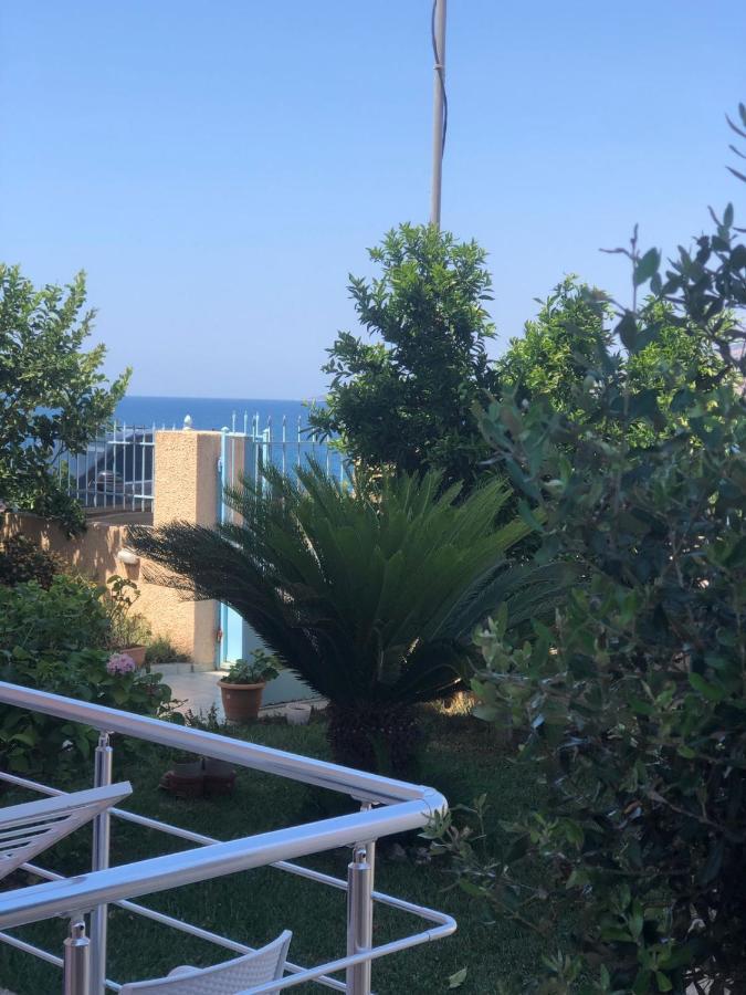 Sunset Apartments Berdenesh Sarandë Exteriör bild
