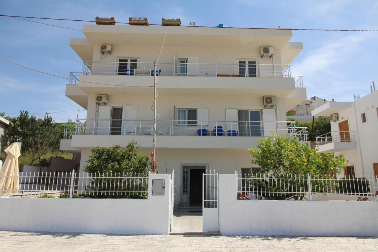 Sunset Apartments Berdenesh Sarandë Exteriör bild