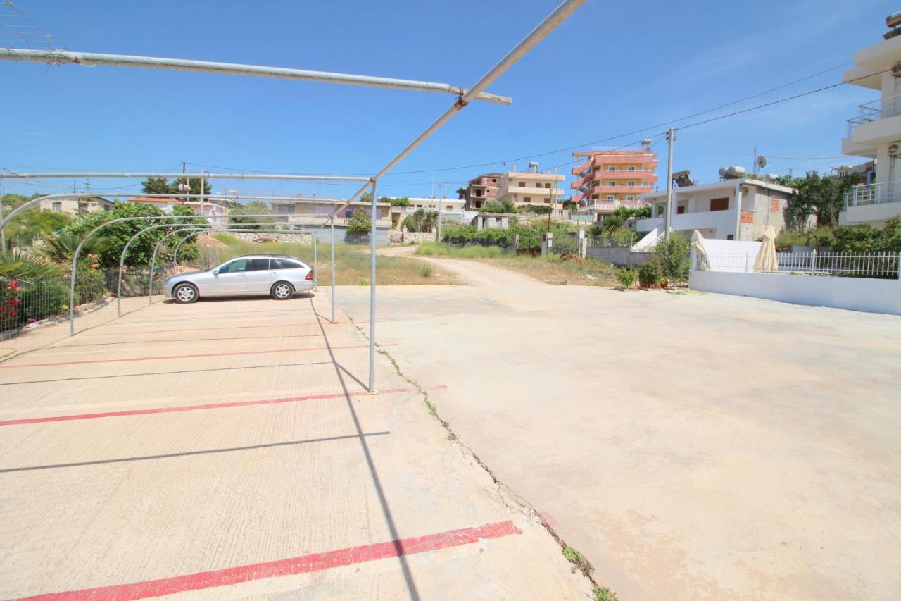 Sunset Apartments Berdenesh Sarandë Exteriör bild
